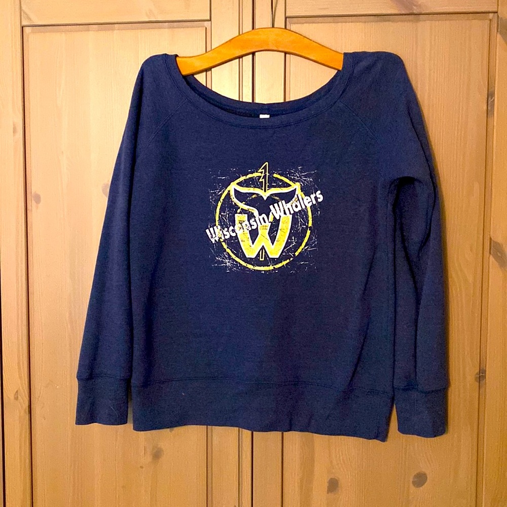Wisconsin Whalers sweatshirt